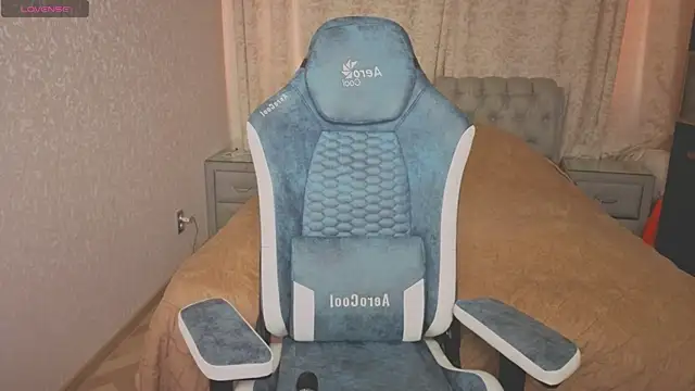 rocky foxy online show from 12, 9, 2025