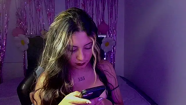 Lia 14  online show from 11, 10, 2025