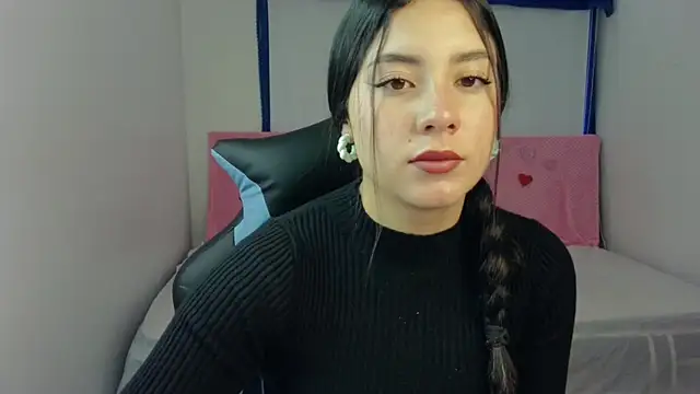 Lia 14  online show from 4, 3, 2025