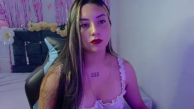 Lia 14  online show from 24, 9, 2025