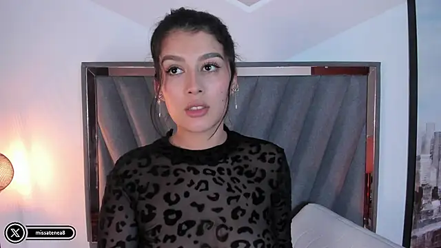 missatenea online show from 11, 2, 2025