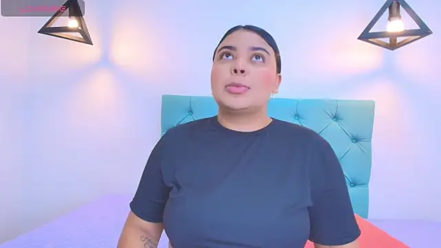 Emily cooper20 online show from 26, 2, 2025