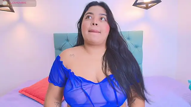 Emily cooper20 online show from 6, 3, 2025