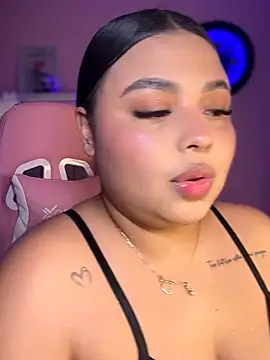 Emily cooper20 online show from 21, 4, 2026