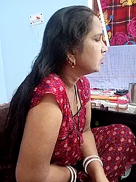 Snapshot of reemacouple007 chatting on 7, 11, 2025 reemacouple007 online show from 7, 11, 2025