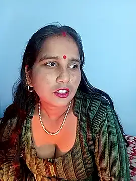 Snapshot of reemacouple007 chatting on 8, 1, 2026 reemacouple007 online show from 8, 1, 2026