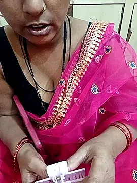 Snapshot of reemacouple007 chatting on 20, 10, 2025 reemacouple007 online show from 20, 10, 2025