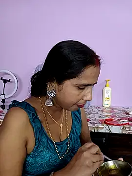 reemacouple007 online show from 13, 3, 2026