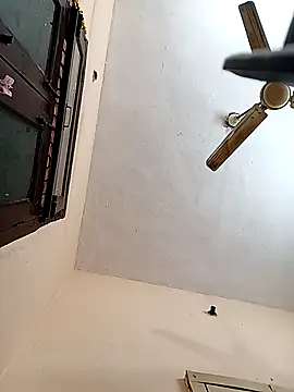 Snapshot of reemacouple007 chatting on 14, 10, 2025 reemacouple007 online show from 14, 10, 2025