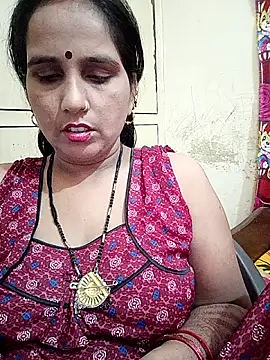 Snapshot of reemacouple007 chatting on 15, 10, 2025 reemacouple007 online show from 15, 10, 2025