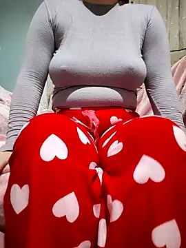 Elaa Su online show from 15, 12, 2025