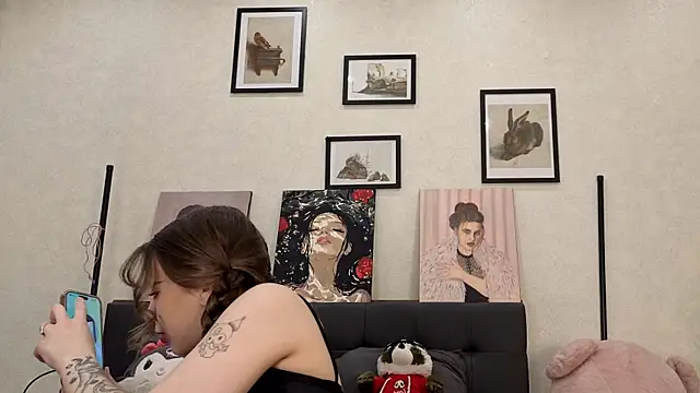 Snapshot of dolly_ll chatting on 1, 7, 2026 dolly ll online show from 1, 7, 2026