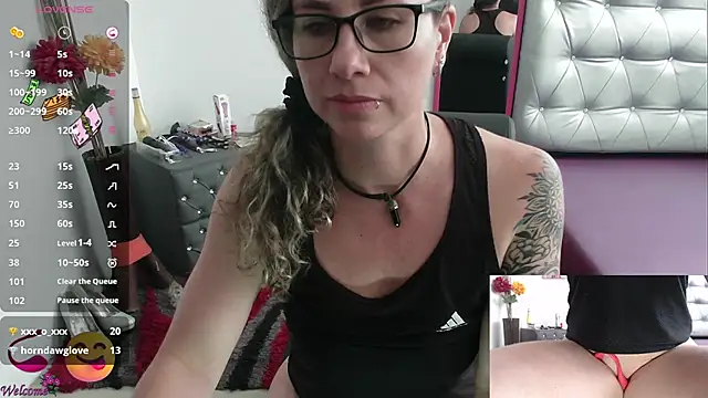 ViickySexy online show from 19, 2, 2025