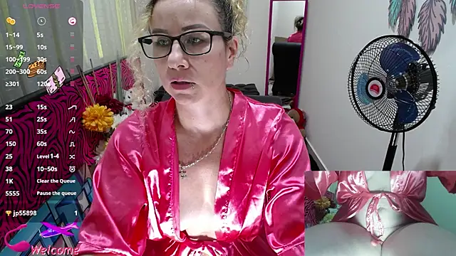 ViickySexy online show from 13, 1, 2026