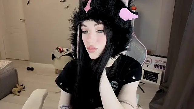 Aliceblush online show from 28, 11, 2025