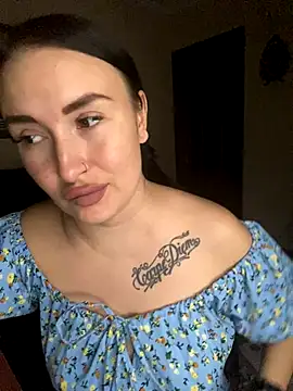 Roxana Bell online show from 6, 10, 2025