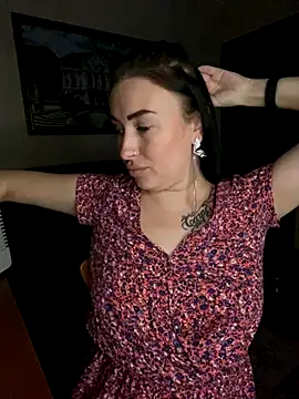 Roxana Bell online show from 2, 10, 2025