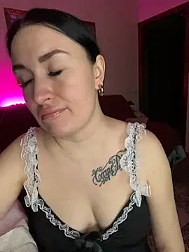 Roxana Bell online show from 12, 3, 2025