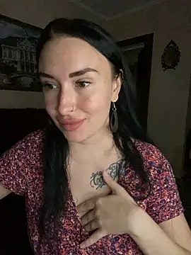 Roxana Bell online show from 6, 6, 2026