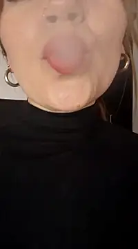 tata laima   online show from 20, 3, 2025