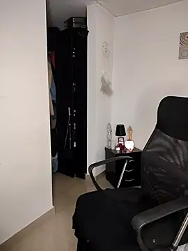 tata laima   online show from 11, 3, 2025