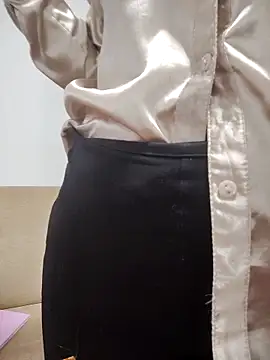 tata laima   online show from 6, 11, 2025