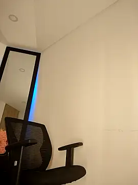 tata laima   online show from 17, 10, 2025