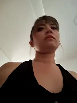 tata laima   online show from 11, 9, 2025