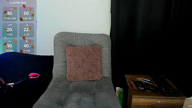 liily moore online show from 26, 5, 2026