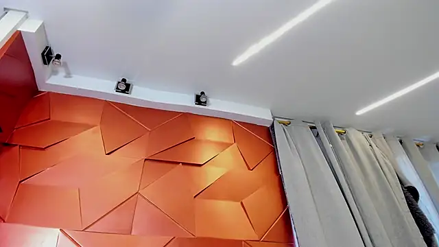 Snapshot of Alexxxholy chatting on 17, 3, 2025 Alexxxholy online show from 17, 3, 2025