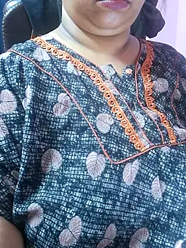 Ravina patil1 online show from 9, 9, 2025