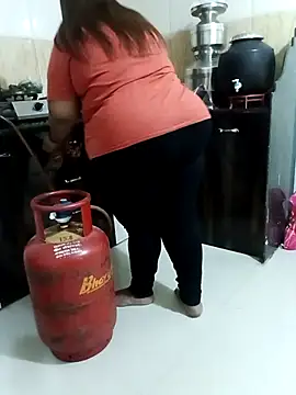 Ravina patil1 online show from 13, 11, 2025