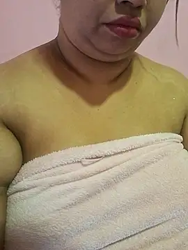 Snapshot of Ravina_patil1 chatting on 10, 7, 2026 Ravina patil1 online show from 10, 7, 2026