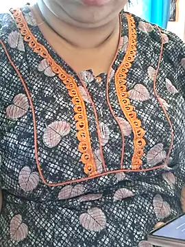 Ravina patil1 online show from 1, 10, 2025