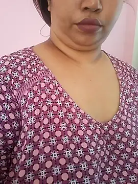 Ravina patil1 online show from 14, 4, 2026