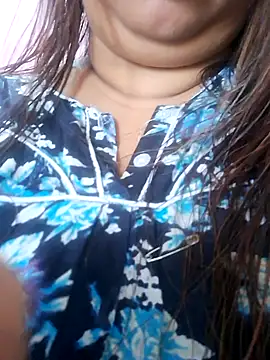 Snapshot of Ravina_patil1 chatting on 4, 7, 2026 Ravina patil1 online show from 4, 7, 2026