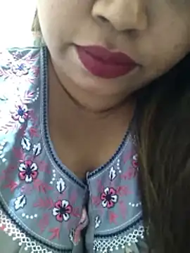 Ravina patil1 online show from 16, 12, 2025