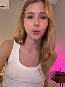 LunaRase online show from 2, 6, 2026