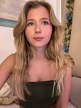 LunaRase online show from 18, 2, 2025