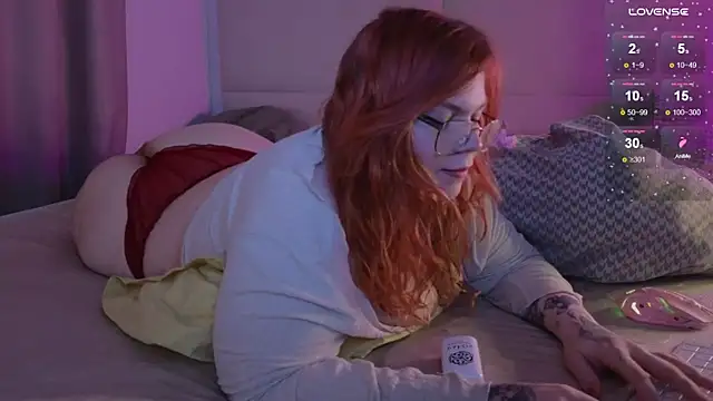 Tara Renn online show from 8, 9, 2025