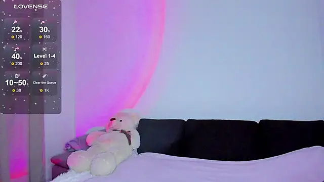 misspollywow online show from 13, 10, 2025