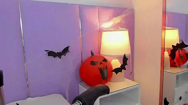 SophyRuiz  online show from 21, 10, 2025