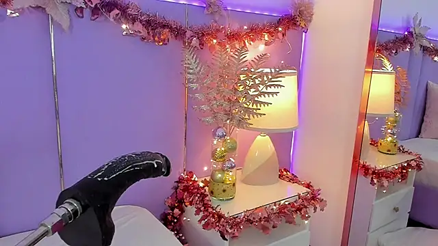 SophyRuiz  online show from 15, 12, 2025