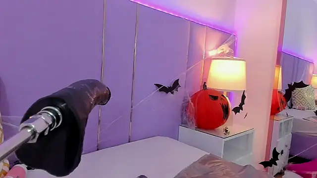 SophyRuiz  online show from 22, 10, 2025