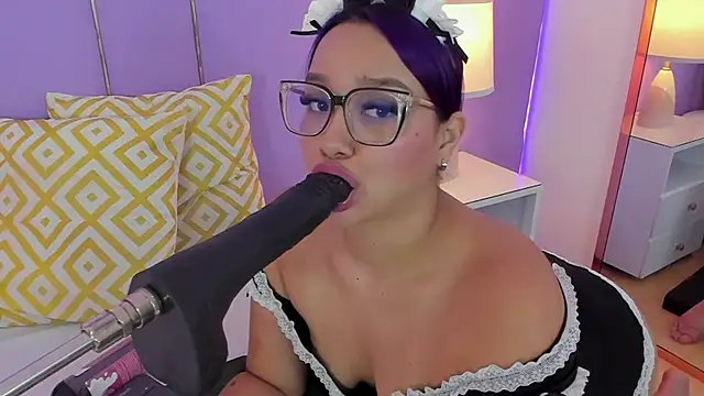 SophyRuiz  online show from 3, 4, 2026