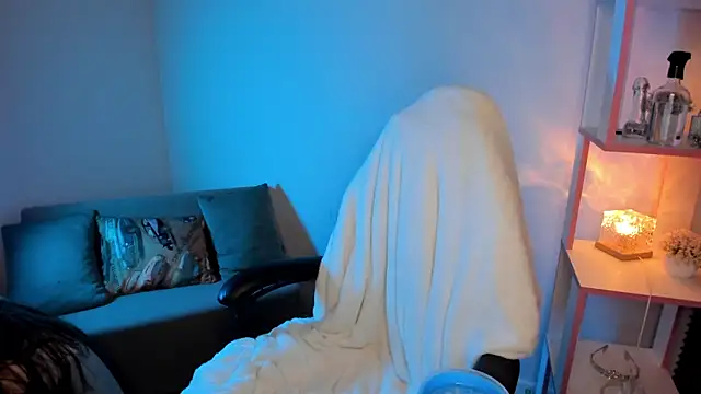 Mary Xextra online show from 22, 9, 2025