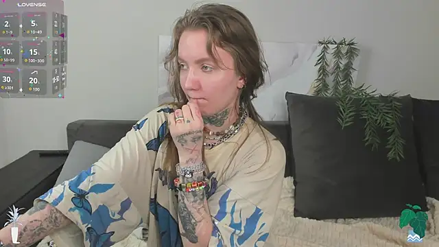 Mary Xextra online show from 21, 4, 2026