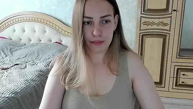 Mia shy1 online show from 9, 9, 2025