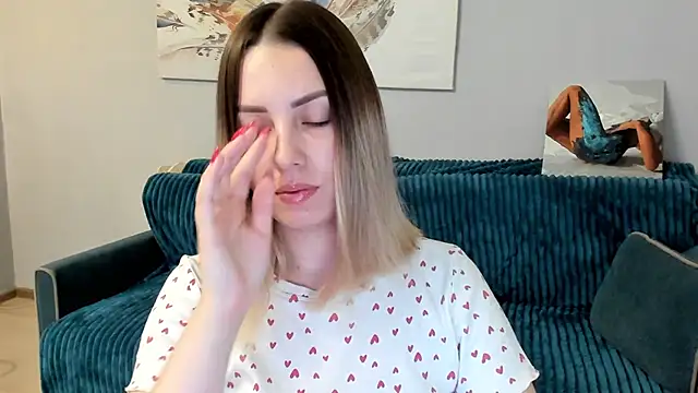 Mia shy1 online show from 18, 3, 2025