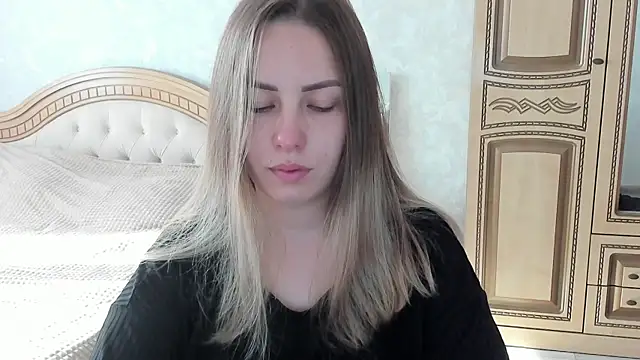 Mia shy1 online show from 14, 9, 2025